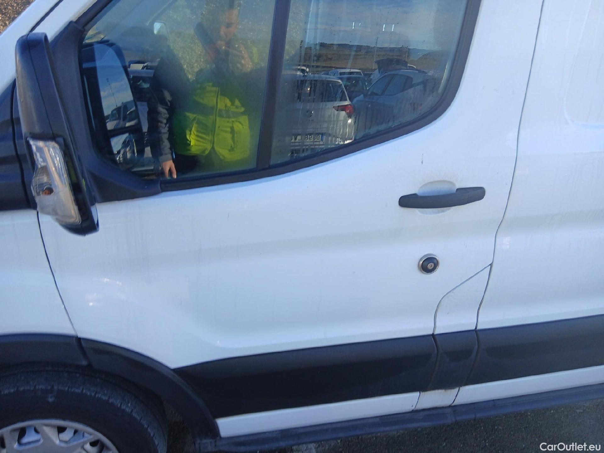  Ford  Transit FORD  / 2013 / 4P / furgón 310 96kW L3H2 Van Trend FWD MHEV #12