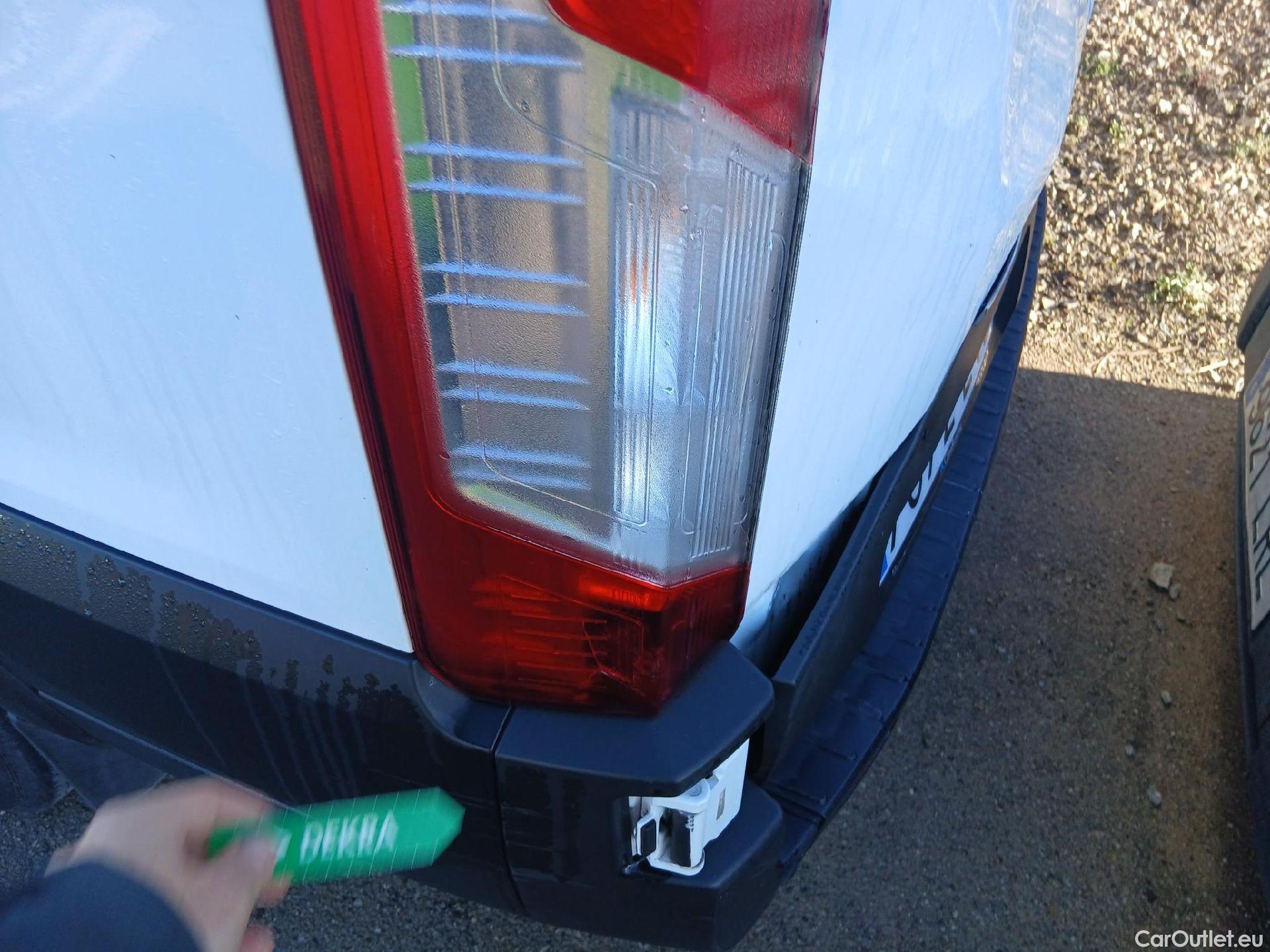  Ford  Transit FORD  / 2013 / 4P / furgón 310 96kW L3H2 Van Trend FWD MHEV #17