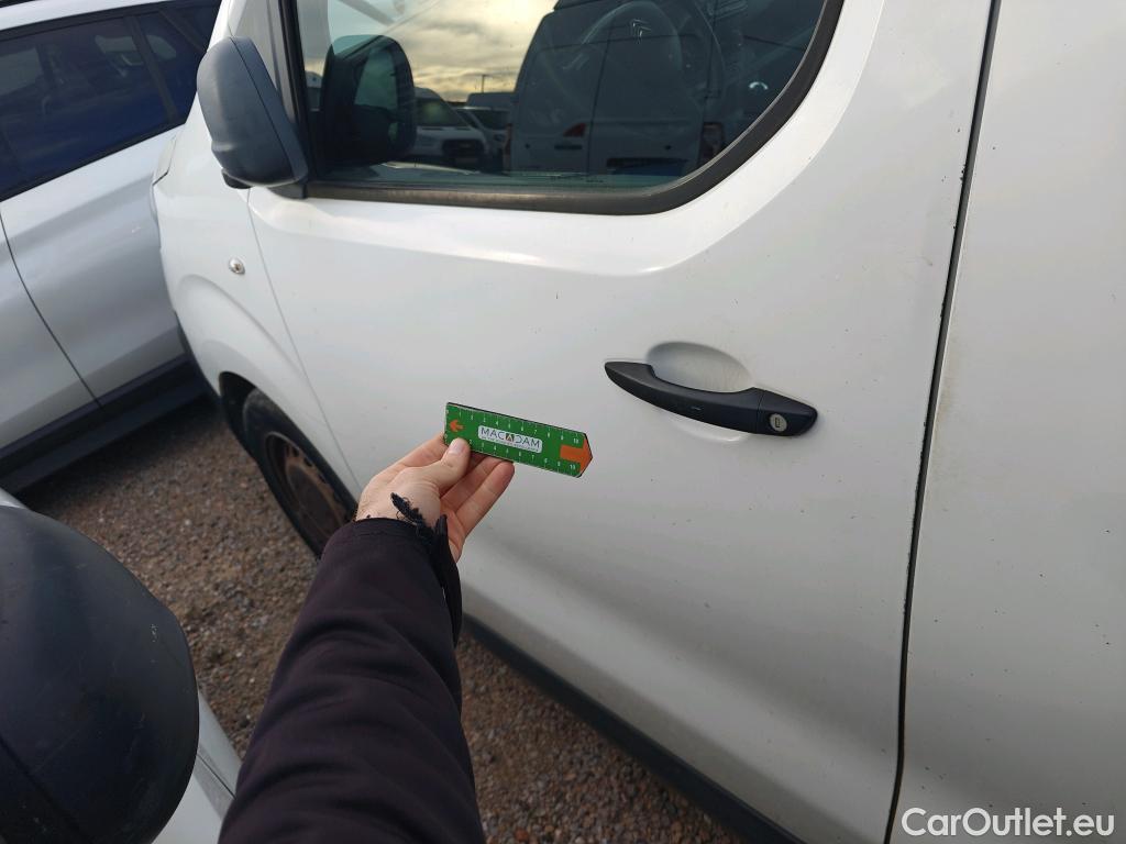  Citroen  Jumpy CITROEN  / 2016 / 4P / FURGON Talla M BlueHDi 73KW (100CV) Confort #27