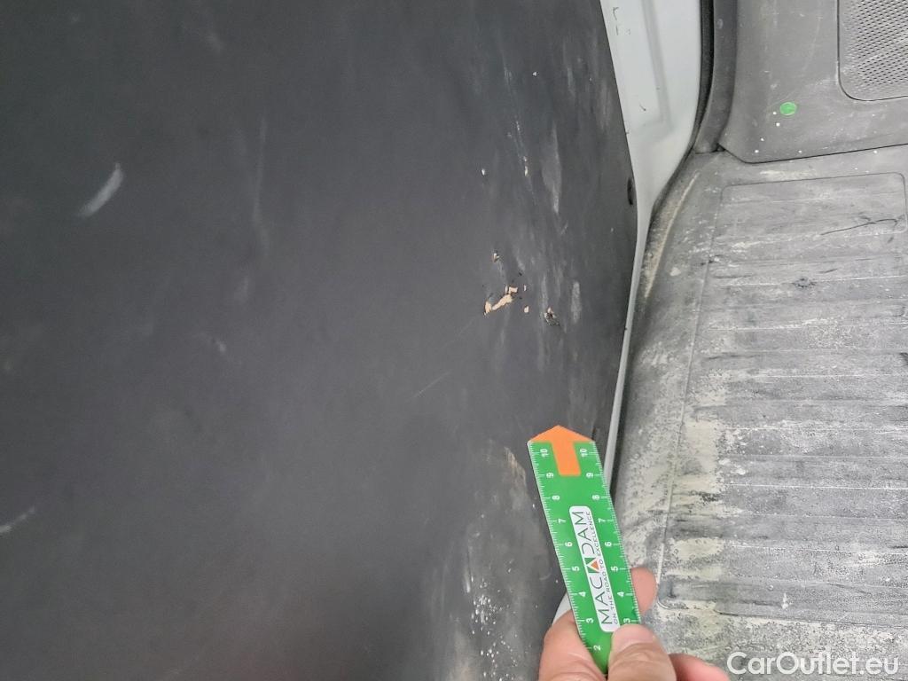  Land Rover  Discovery FORD Transit Custom / 2023 / 4P / combi Kombi 2.0 EcoBlue 100kW 320 L1 Trend #34