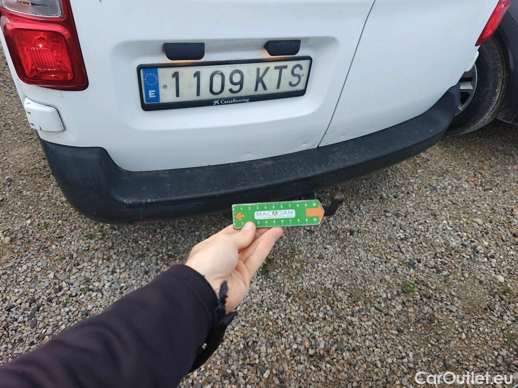  Citroen  Jumpy CITROEN  / 2016 / 4P / FURGON Talla M BlueHDi 73KW (100CV) Confort #75