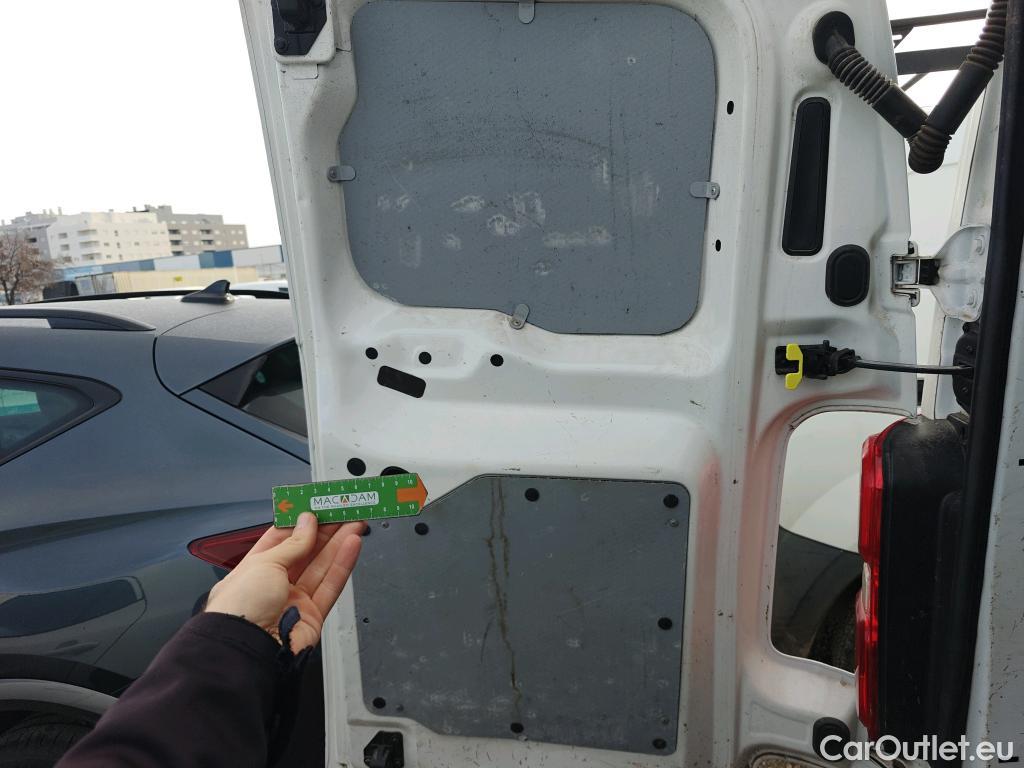  Citroen  Jumpy CITROEN  / 2016 / 4P / FURGON Talla M BlueHDi 73KW (100CV) Confort #100