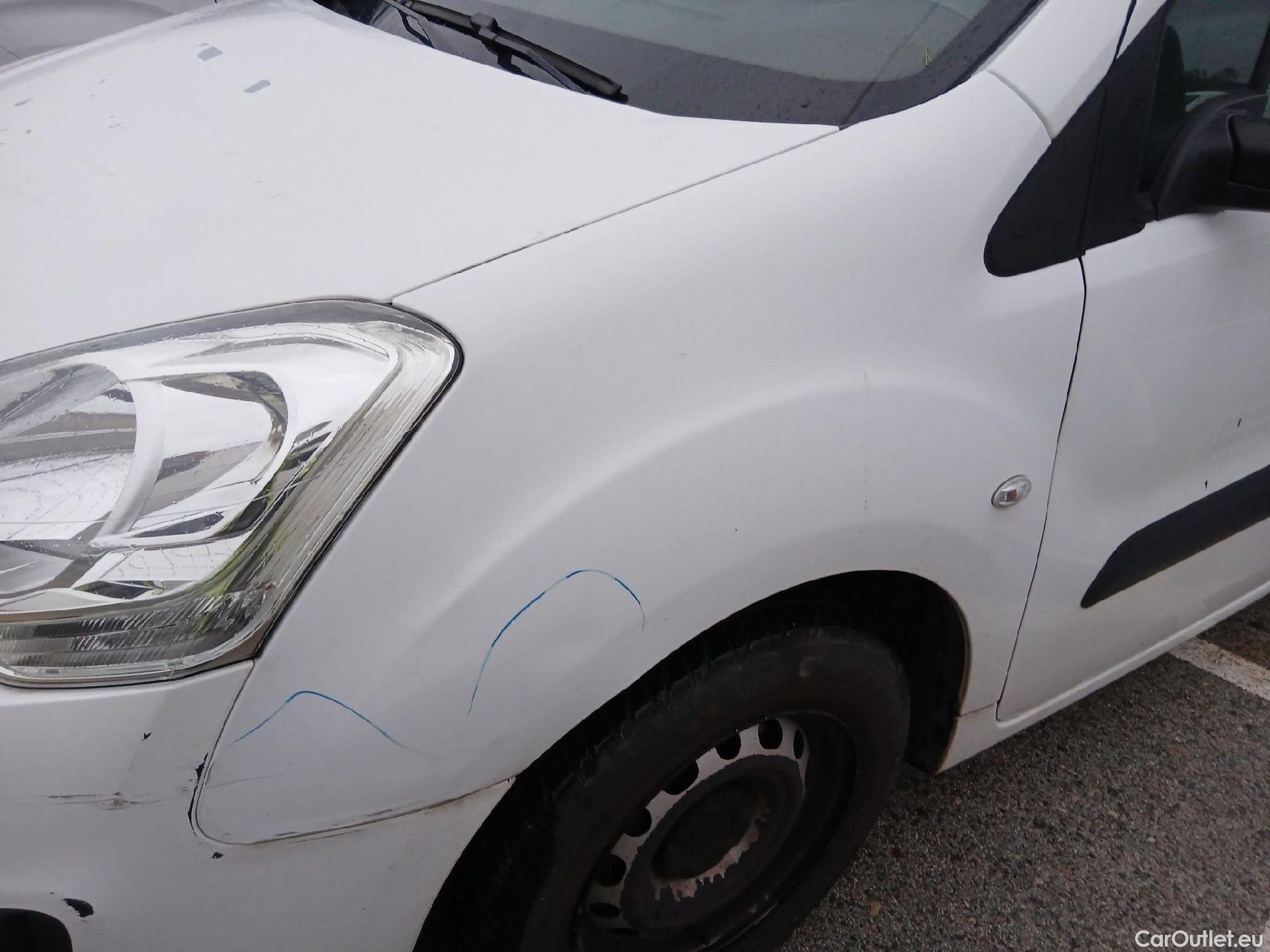  Citroen  Berlingo CITROEN  / 2015 / 4P / combi Multispace LIVE Edit.BlueHDi 74KW (100CV (AC) #13