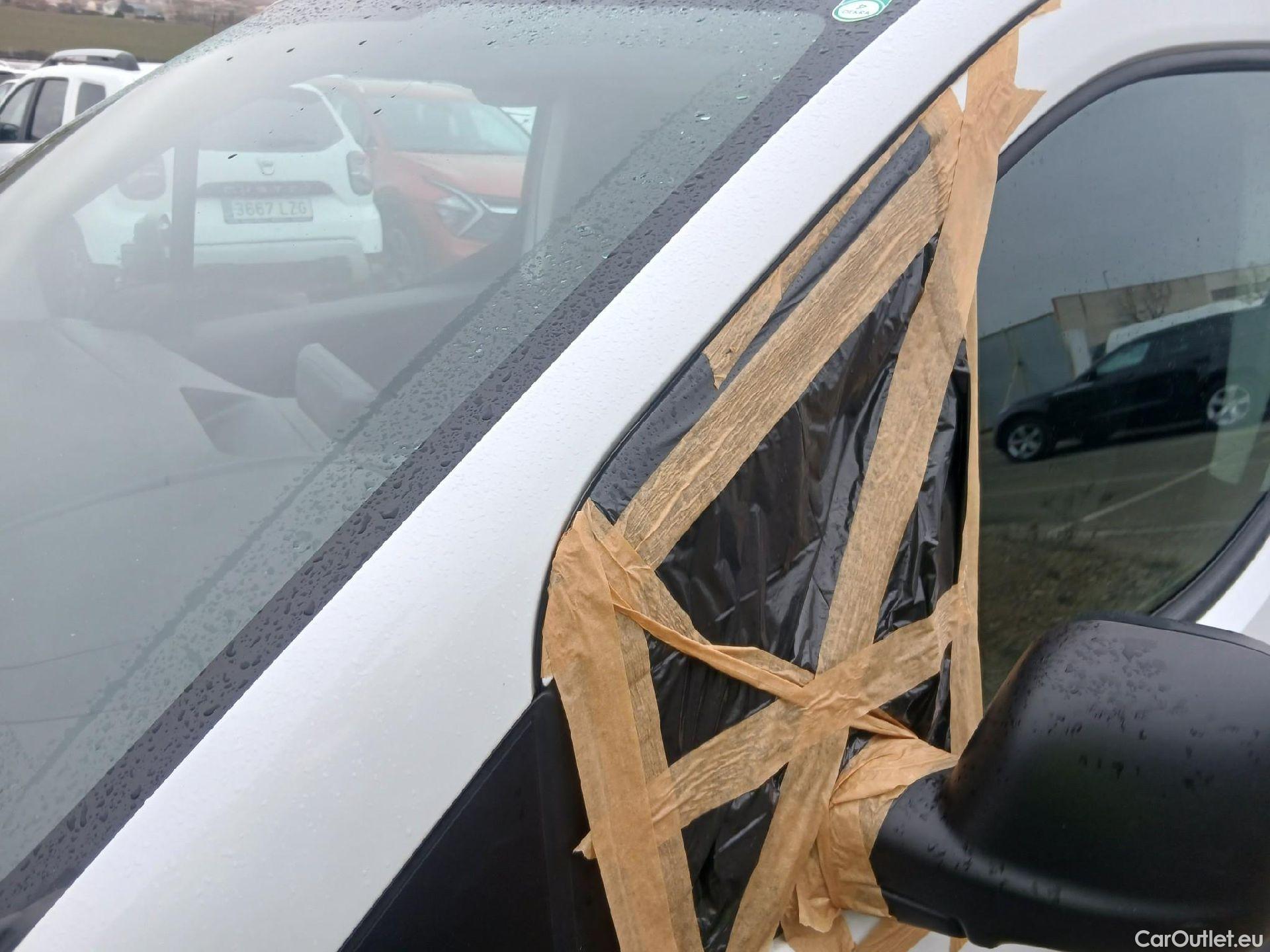  Citroen  Berlingo CITROEN  / 2018 / 4P / furgón derivado de turismo Talla M BlueHDi 100 #10