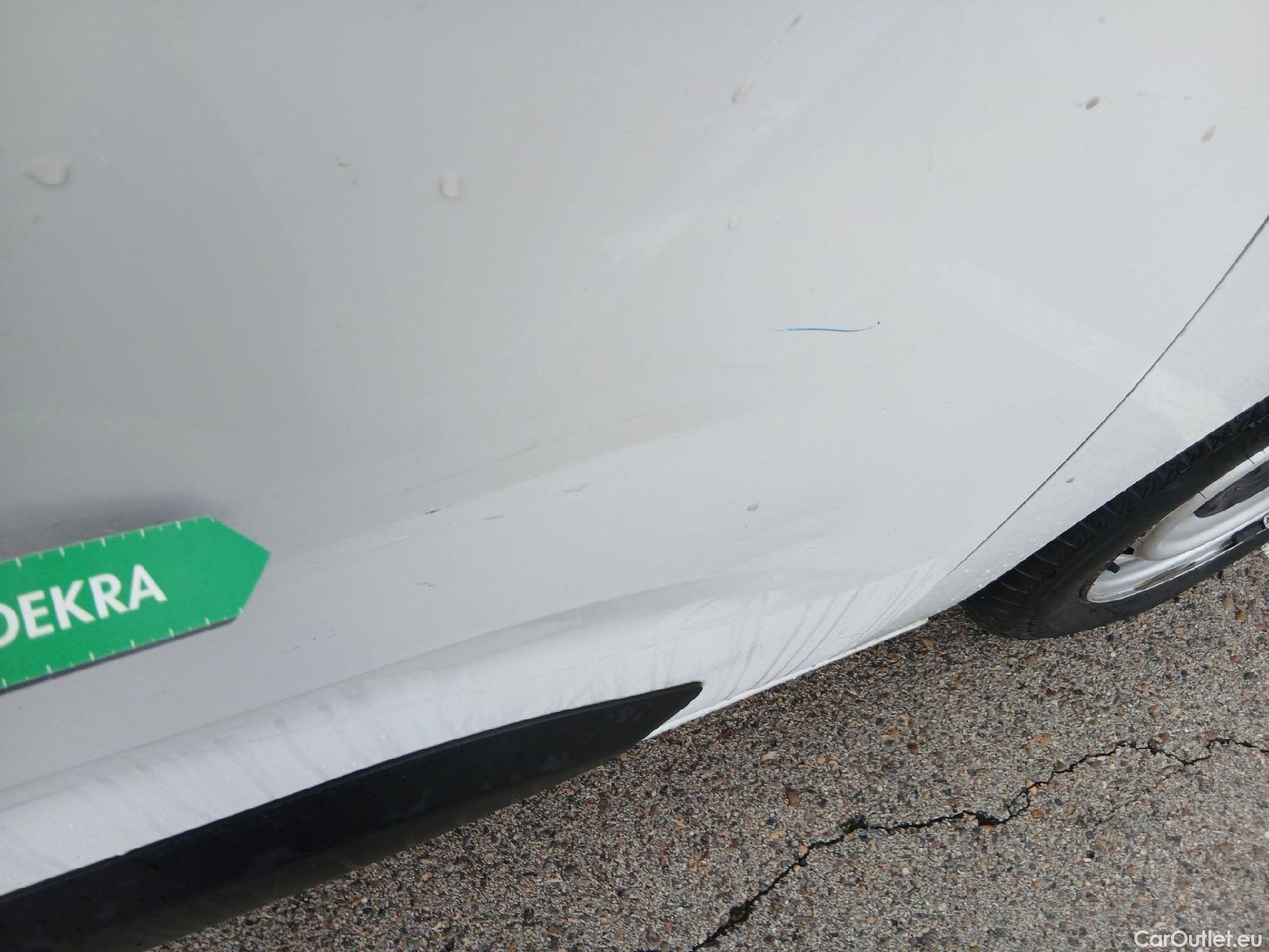  Citroen  Berlingo CITROEN  / 2018 / 4P / furgón derivado de turismo Talla M BlueHDi 100 #20