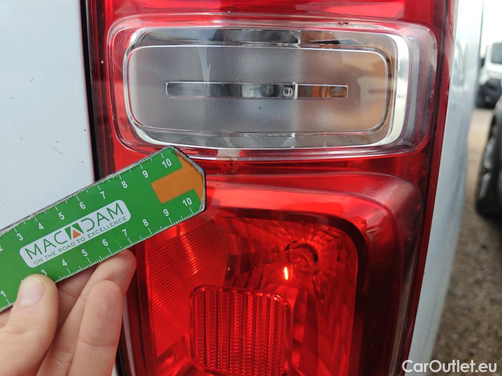  Citroen  Jumpy CITROEN  / 2016 / 4P / FURGON Talla M BlueHDi 73KW (100CV) Confort #15