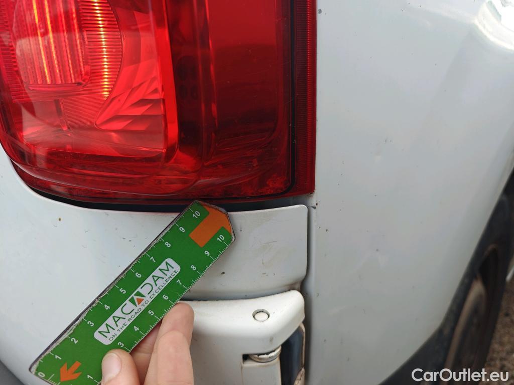  Citroen  Jumpy CITROEN  / 2016 / 4P / FURGON Talla M BlueHDi 73KW (100CV) Confort #13