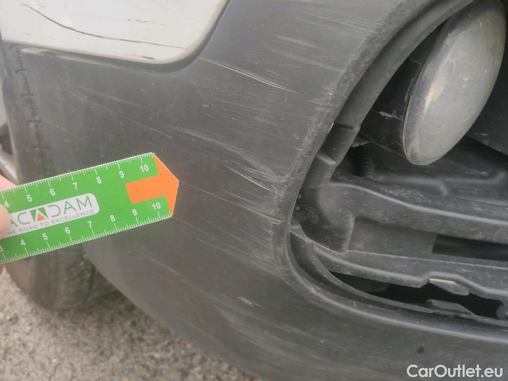  Citroen  Berlingo CITROEN  / 2018 / 5P / monovolumen compacto Talla M BlueHDi 100 S&S FEEL #33