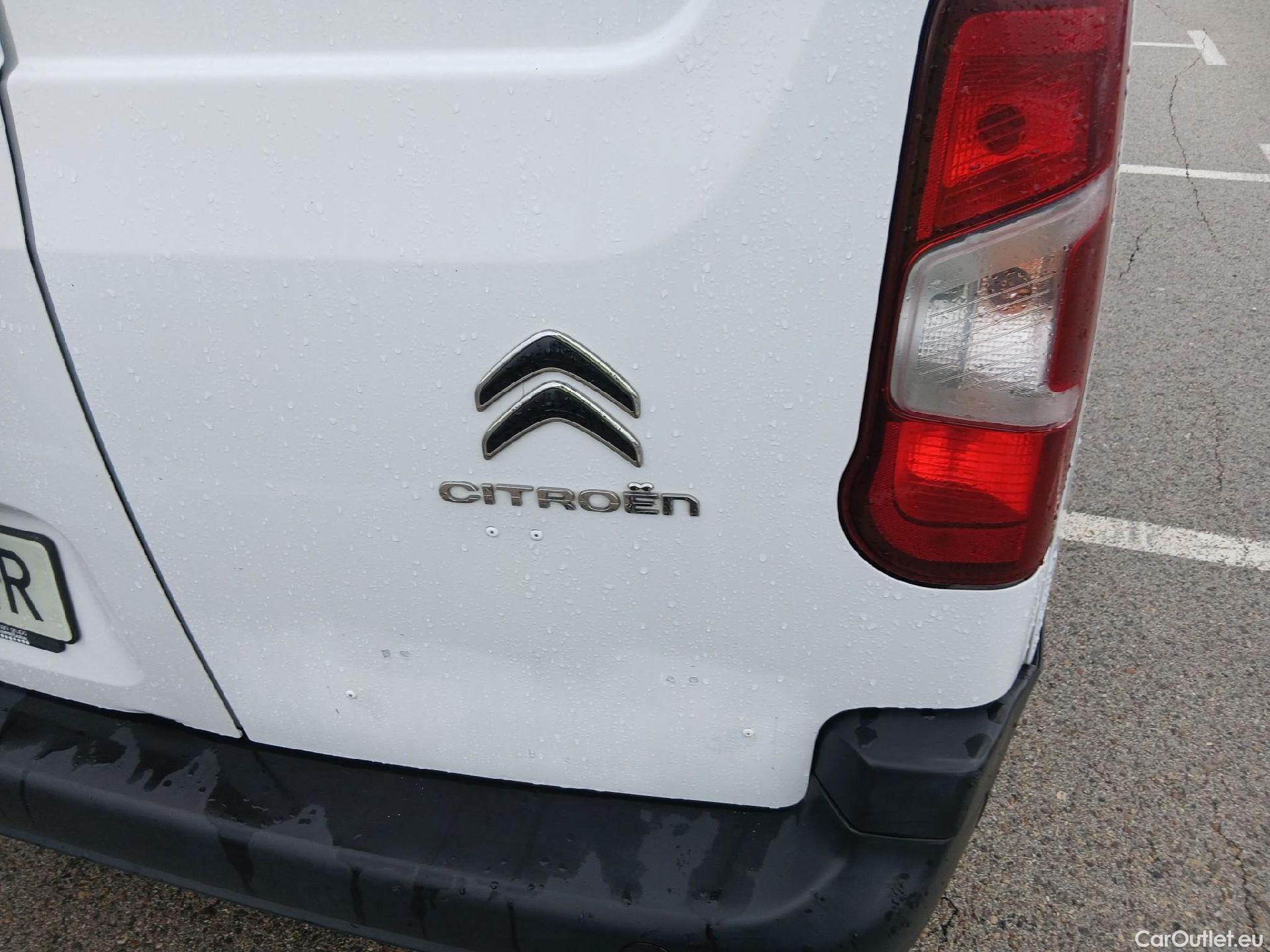  Citroen  Berlingo CITROEN  / 2018 / 4P / furgón derivado de turismo Talla M BlueHDi 100 #16