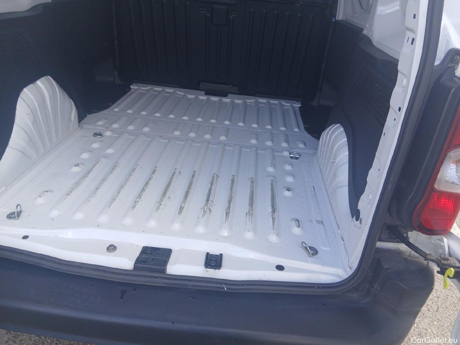  Citroen  Berlingo CITROEN  / 2018 / 4P / furgón derivado de turismo Talla M BlueHDi 100 #1