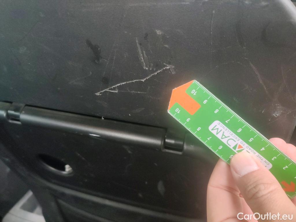  Citroen  Berlingo CITROEN  / 2018 / 5P / monovolumen compacto Talla M BlueHDi 100 S&S FEEL #27