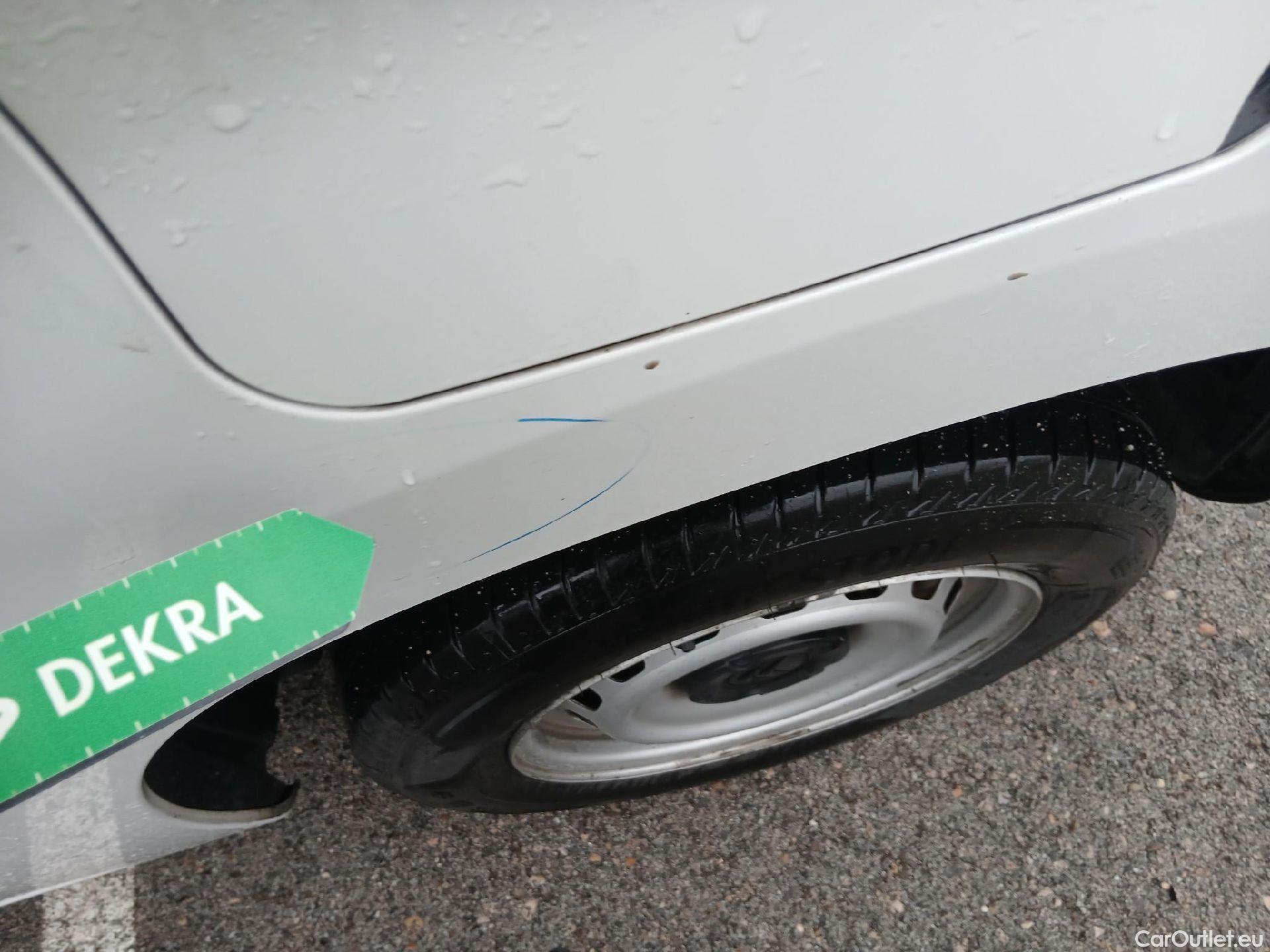  Citroen  Berlingo CITROEN  / 2018 / 4P / furgón derivado de turismo Talla M BlueHDi 100 #10