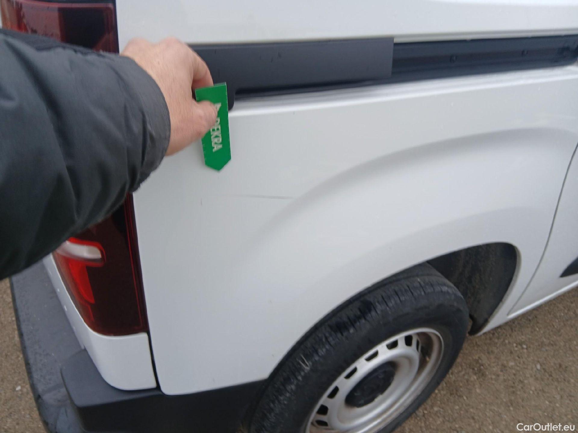  Citroen  Berlingo CITROEN  / 2018 / 4P / furgón derivado de turismo Talla M BlueHDi 100 #27