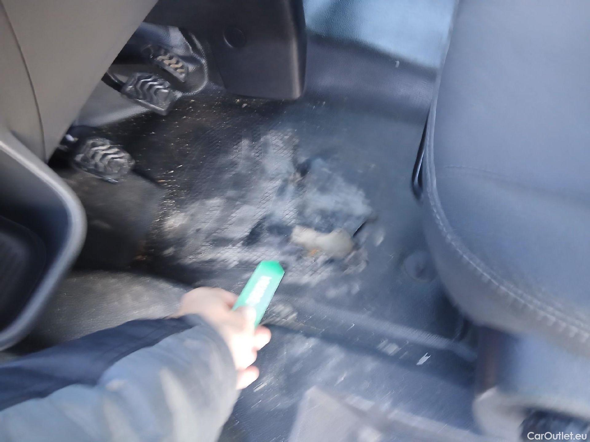  Ford  Transit FORD  / 2013 / 4P / furgón 310 96kW L3H2 Van Trend FWD MHEV #44