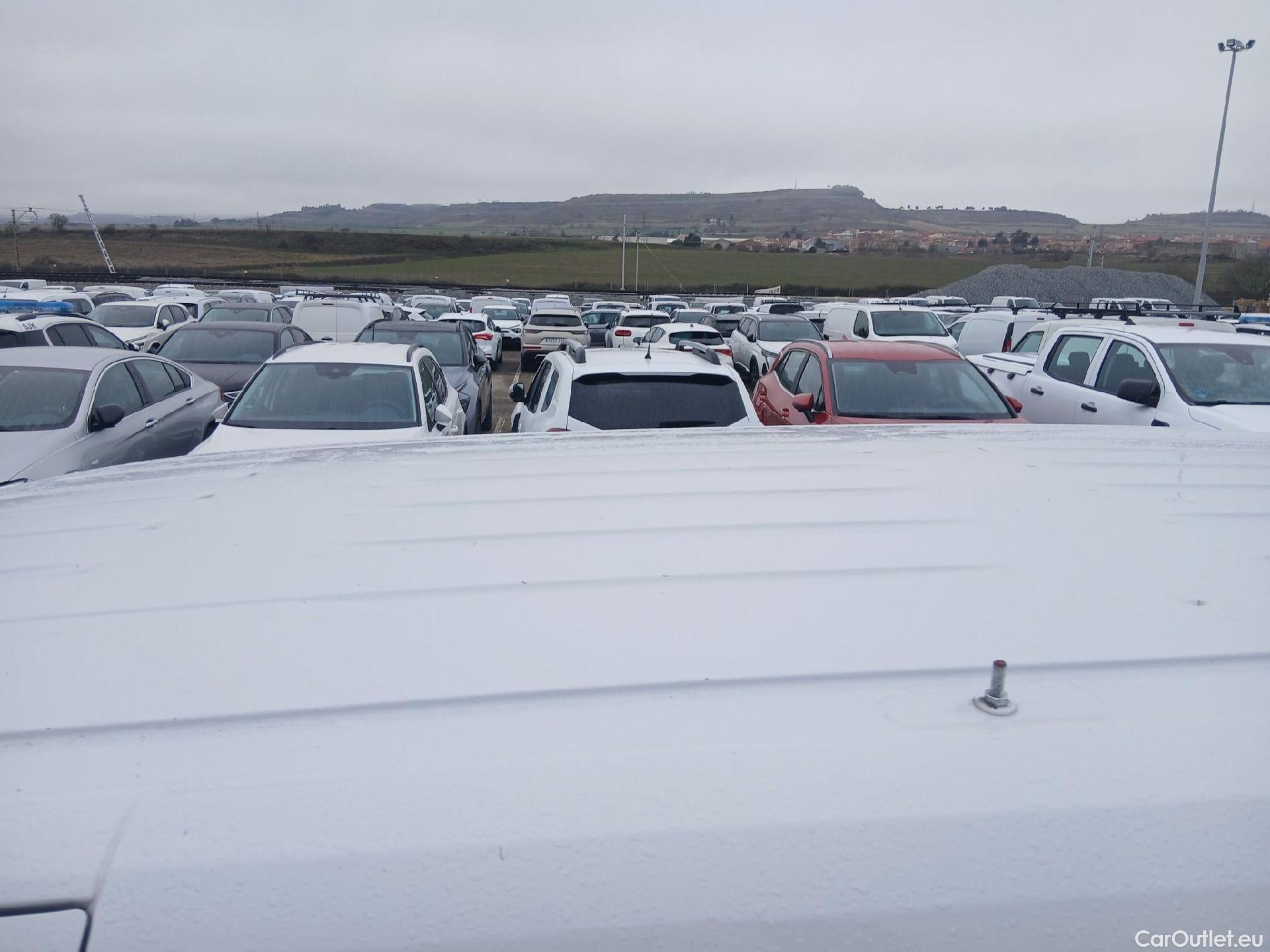  Citroen  Berlingo CITROEN  / 2018 / 4P / furgón derivado de turismo Talla M BlueHDi 100 #16