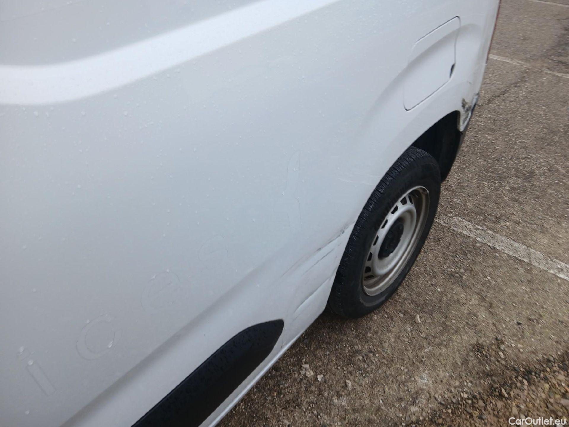  Citroen  Berlingo CITROEN  / 2018 / 4P / furgón derivado de turismo Talla M BlueHDi 100 #14