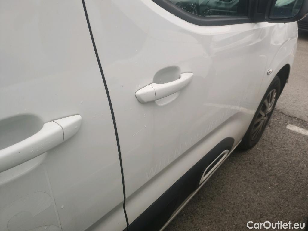  Citroen  Berlingo CITROEN  / 2018 / 5P / monovolumen compacto Talla M BlueHDi 100 S&S FEEL #9