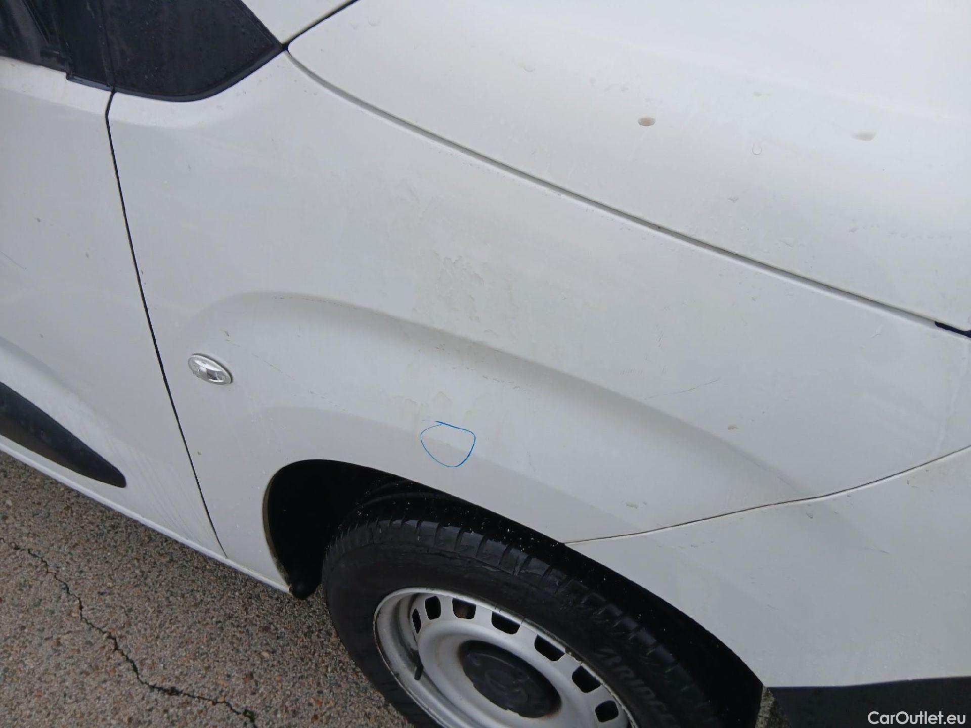  Citroen  Berlingo CITROEN  / 2018 / 4P / furgón derivado de turismo Talla M BlueHDi 100 #22