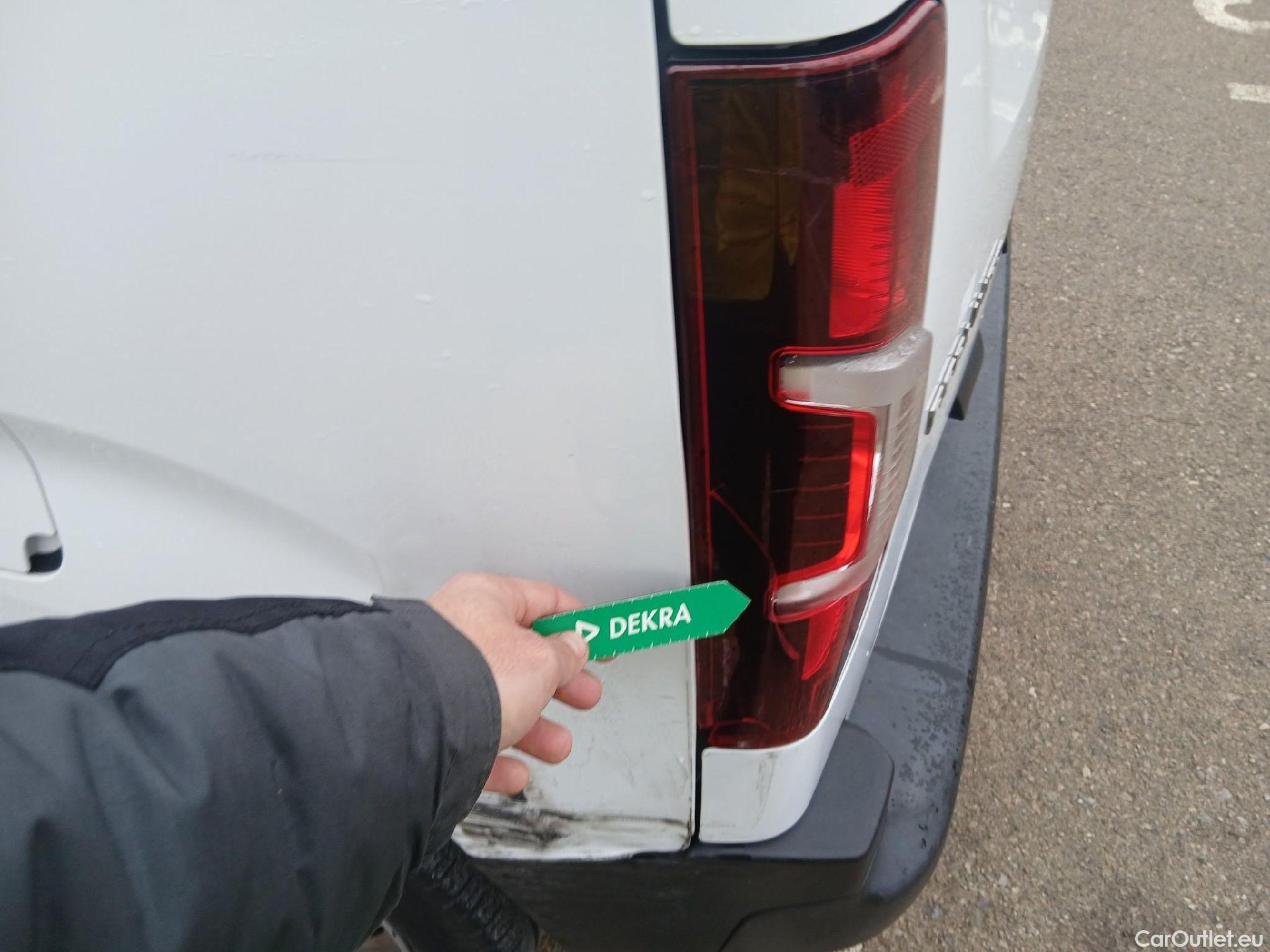  Citroen  Berlingo CITROEN  / 2018 / 4P / furgón derivado de turismo Talla M BlueHDi 100 #18