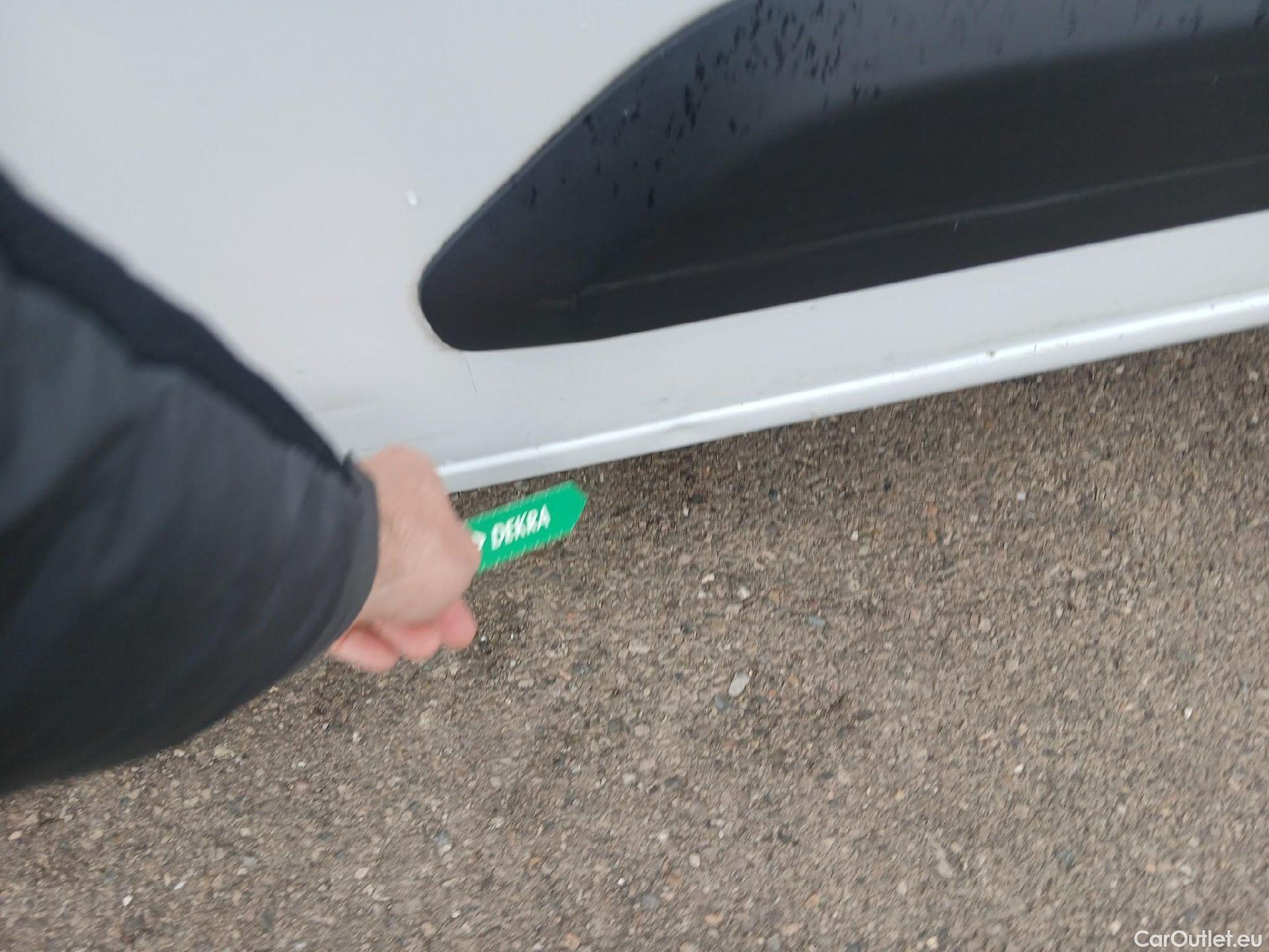  Citroen  Berlingo CITROEN  / 2018 / 4P / furgón derivado de turismo Talla M BlueHDi 100 #31