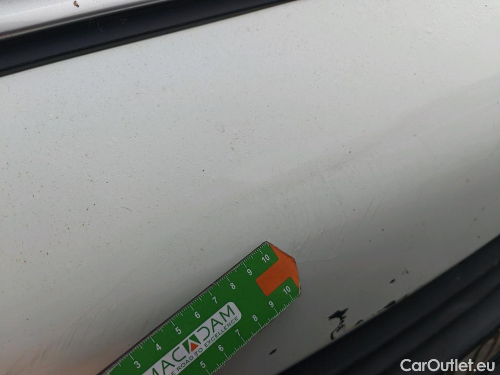  Citroen  Jumpy CITROEN  / 2016 / 4P / FURGON Talla M BlueHDi 73KW (100CV) Confort #70