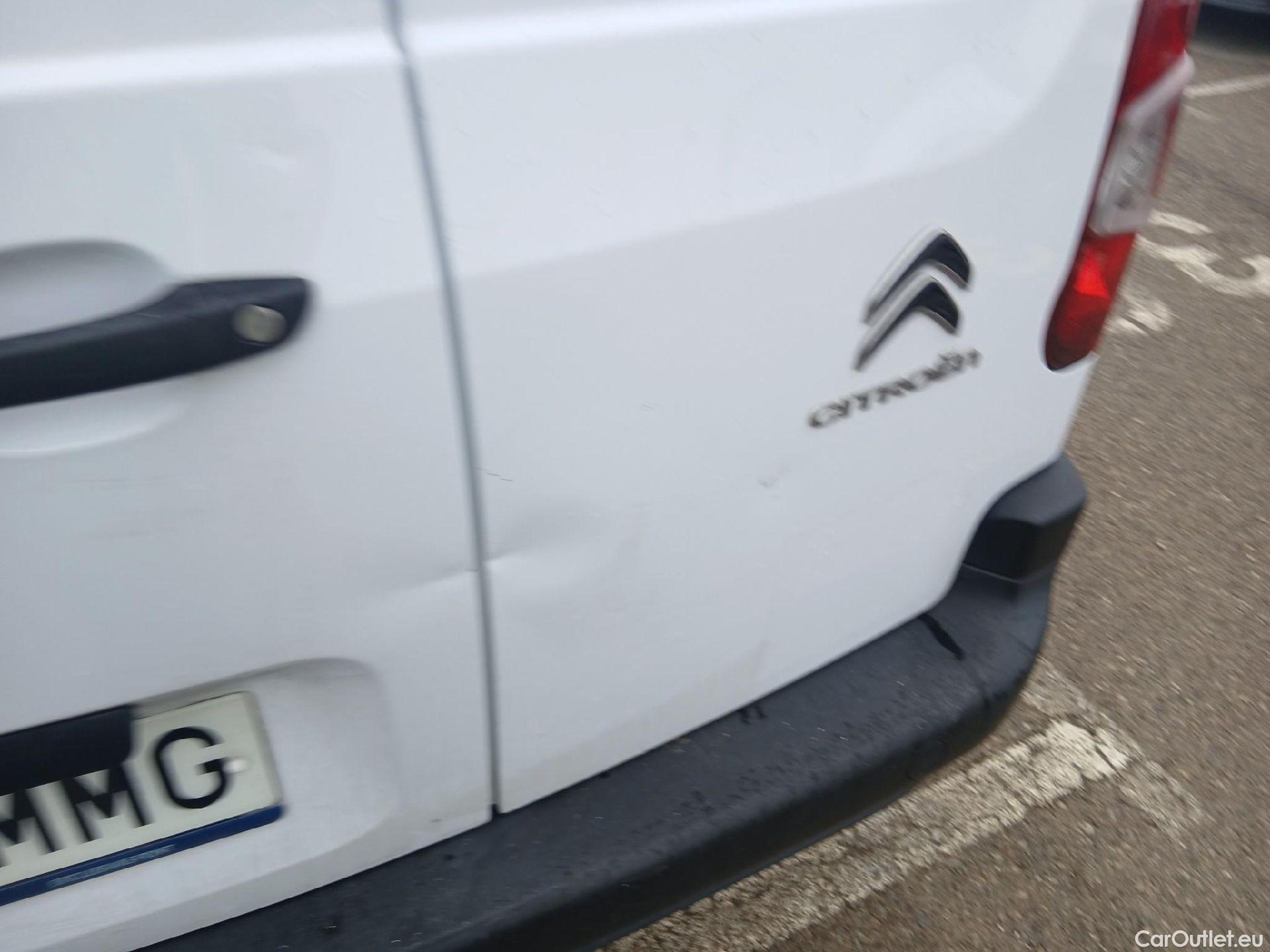  Citroen  Berlingo CITROEN  / 2018 / 4P / furgón derivado de turismo Talla M BlueHDi 100 #21