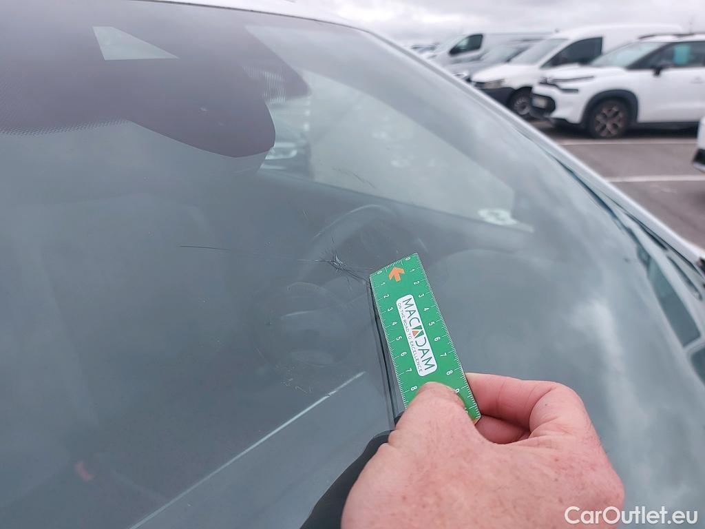  Volkswagen  T-ROC VOLKSWAGEN  / 2021 / 5P / todoterreno R-Line 2.0 TDI 110kW (150CV) DSG #2