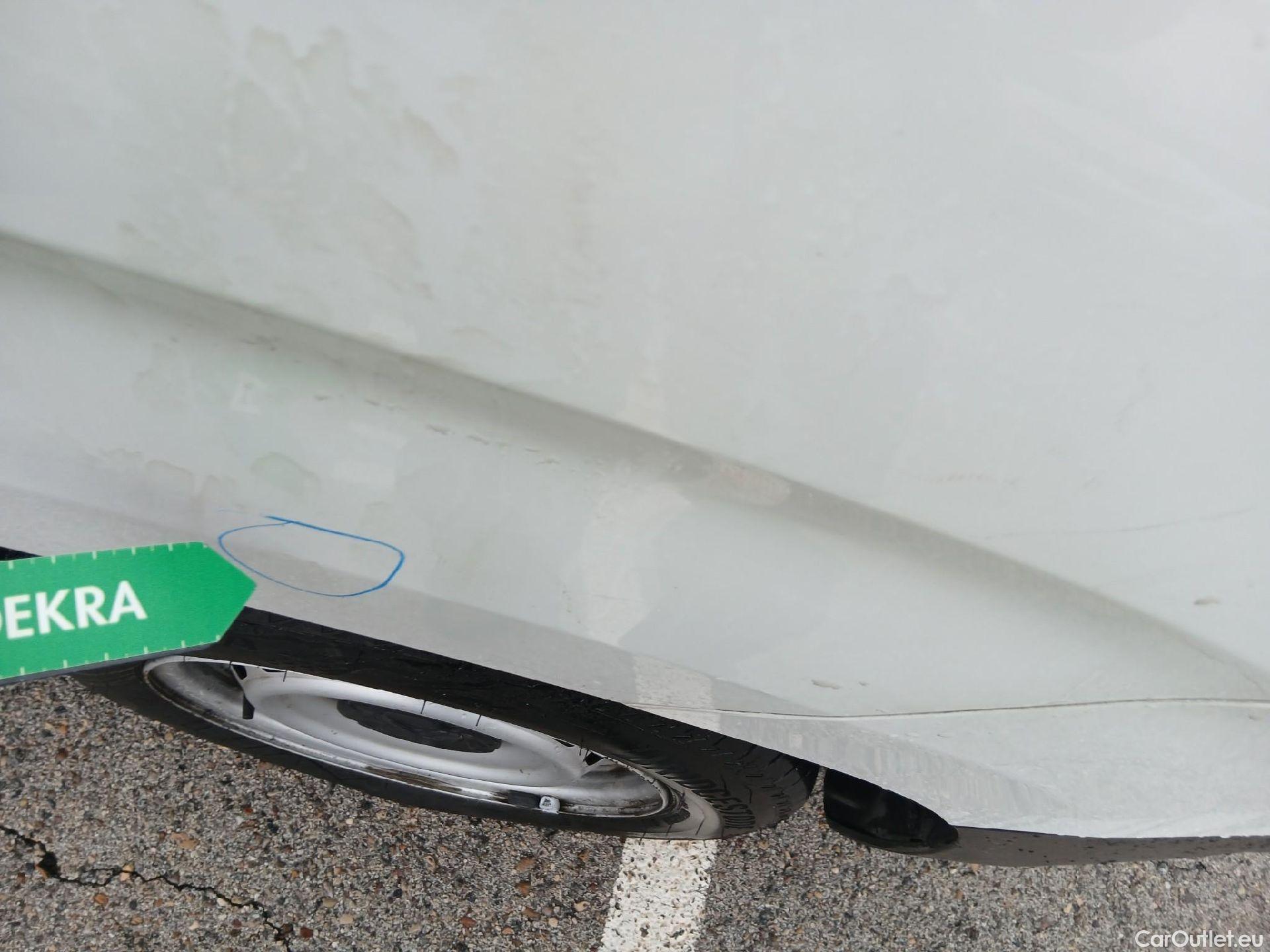  Citroen  Berlingo CITROEN  / 2018 / 4P / furgón derivado de turismo Talla M BlueHDi 100 #21