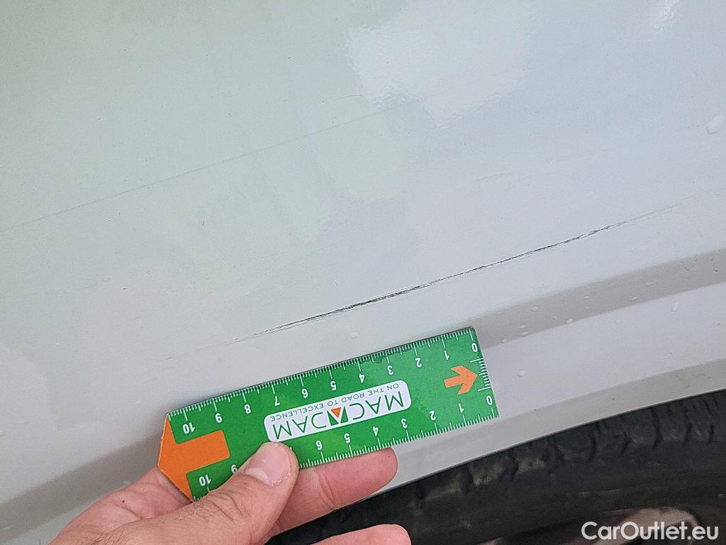  Land Rover  Discovery FORD Transit Custom / 2023 / 4P / combi Kombi 2.0 EcoBlue 100kW 320 L1 Trend #36