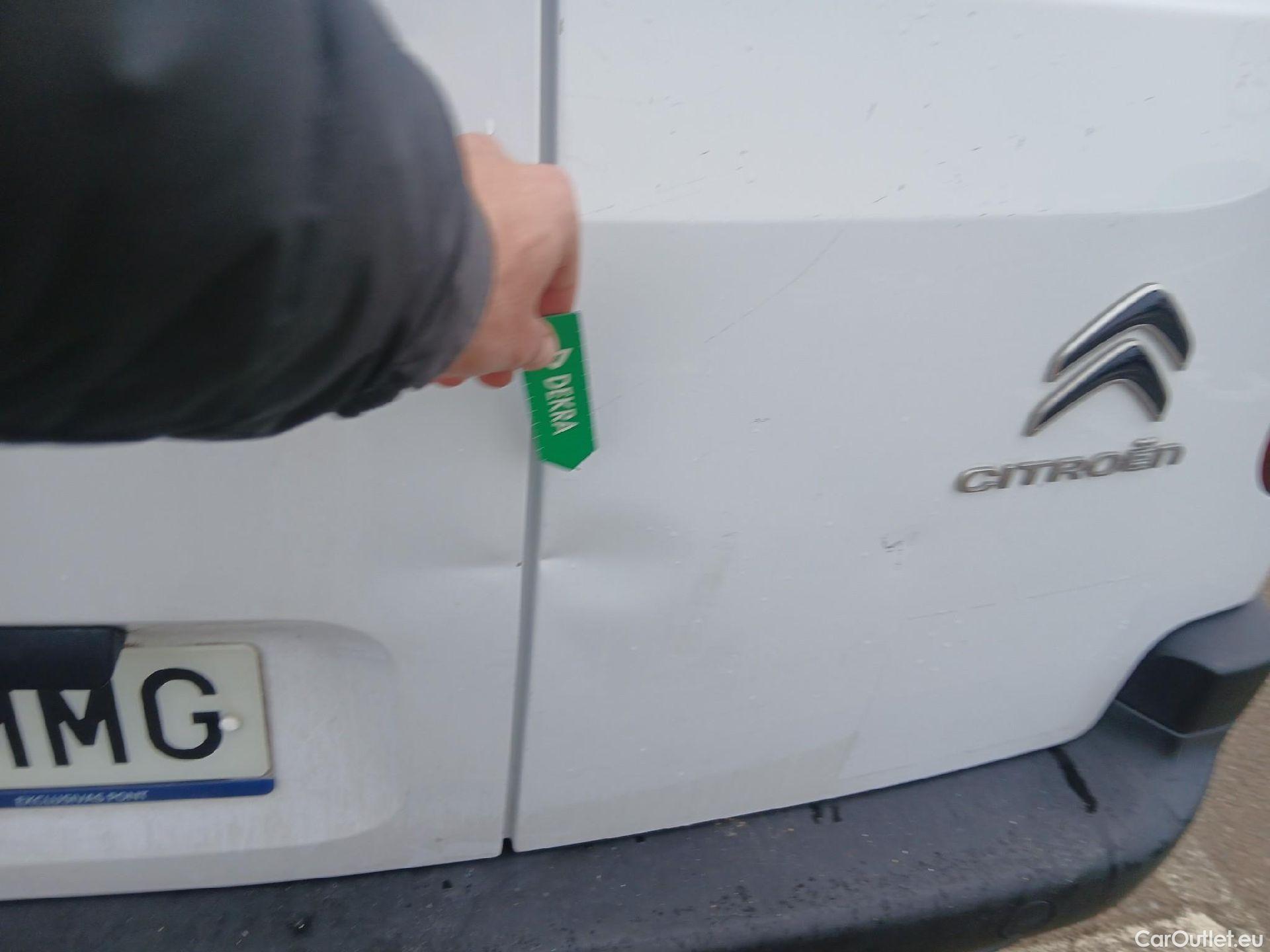  Citroen  Berlingo CITROEN  / 2018 / 4P / furgón derivado de turismo Talla M BlueHDi 100 #22