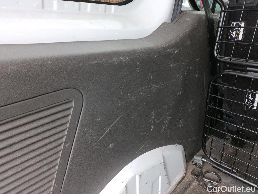  Ford  Transit Connect FORD  / 2013 / 5P / combi Kombi 1.5 TDCi 88kW Trend 230 L2 (N1) #22