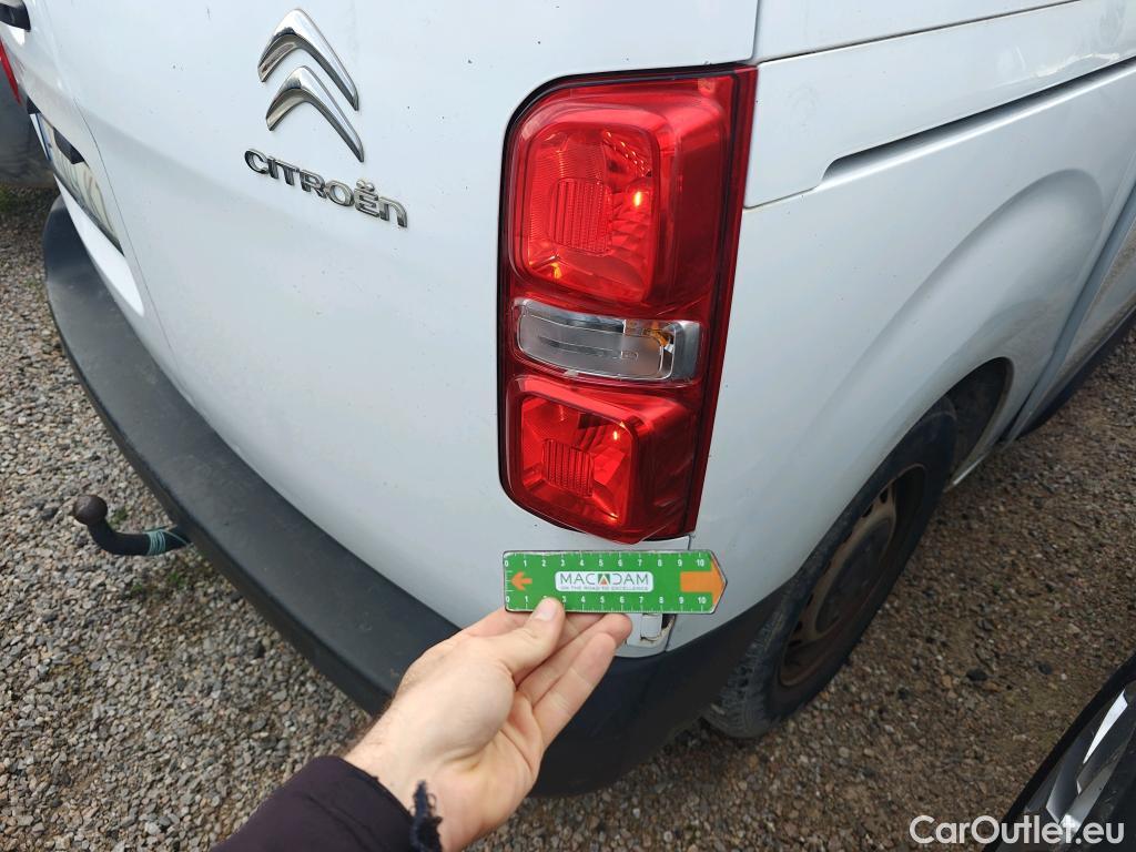  Citroen  Jumpy CITROEN  / 2016 / 4P / FURGON Talla M BlueHDi 73KW (100CV) Confort #12