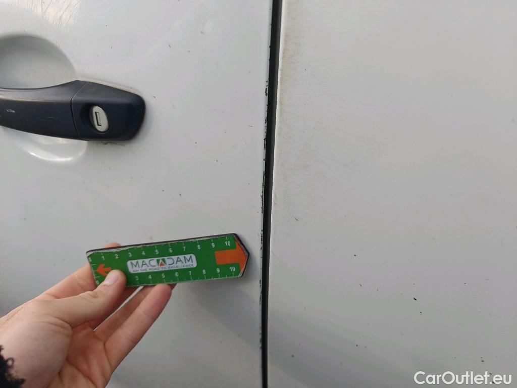  Citroen  Jumpy CITROEN  / 2016 / 4P / FURGON Talla M BlueHDi 73KW (100CV) Confort #30