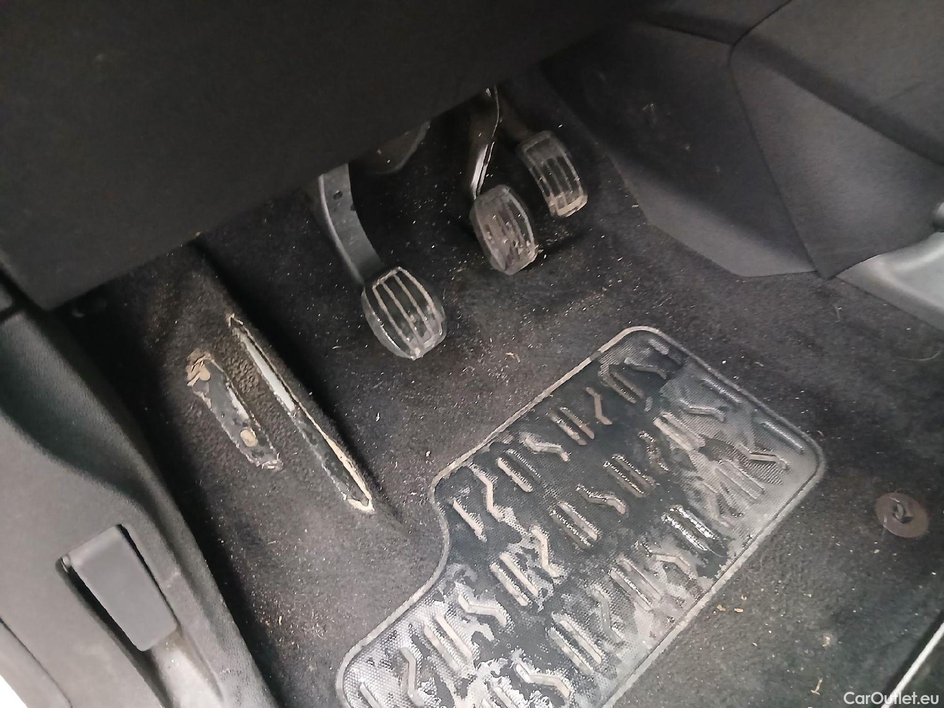  Citroen  Berlingo CITROEN  / 2018 / 4P / furgón derivado de turismo Talla M BlueHDi 100 #1