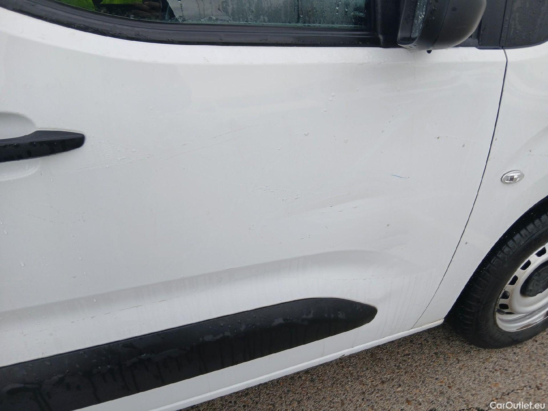  Citroen  Berlingo CITROEN  / 2018 / 4P / furgón derivado de turismo Talla M BlueHDi 100 #19