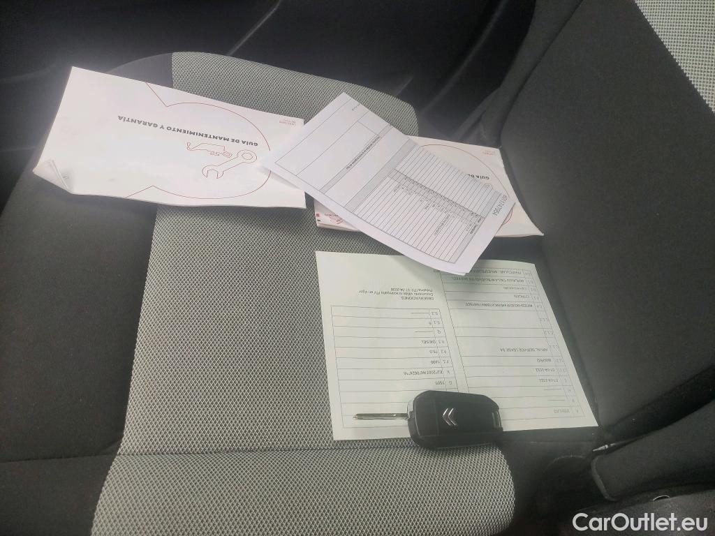  Citroen  Berlingo CITROEN  / 2018 / 5P / monovolumen compacto Talla M BlueHDi 100 S&S FEEL #1