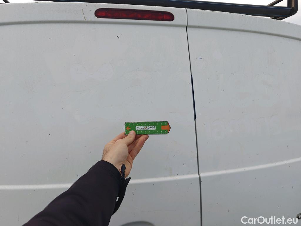  Citroen  Jumpy CITROEN  / 2016 / 4P / FURGON Talla M BlueHDi 73KW (100CV) Confort #64