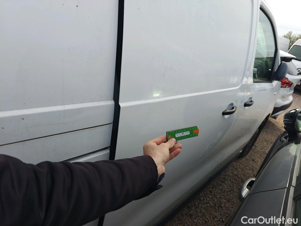  Citroen  Jumpy CITROEN  / 2016 / 4P / FURGON Talla M BlueHDi 73KW (100CV) Confort #16