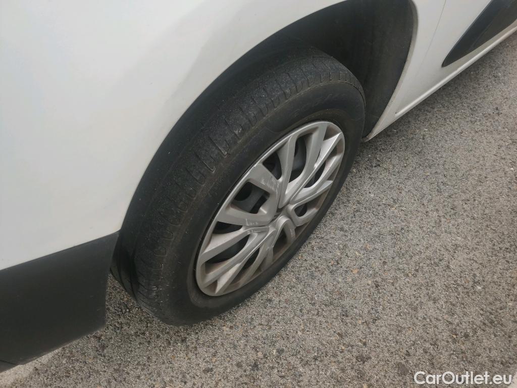  Citroen  Berlingo CITROEN  / 2018 / 5P / monovolumen compacto Talla M BlueHDi 100 S&S FEEL #3