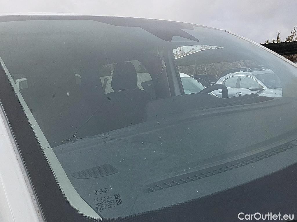  Land Rover  Discovery FORD Transit Custom / 2023 / 4P / combi Kombi 2.0 EcoBlue 100kW 320 L1 Trend #1