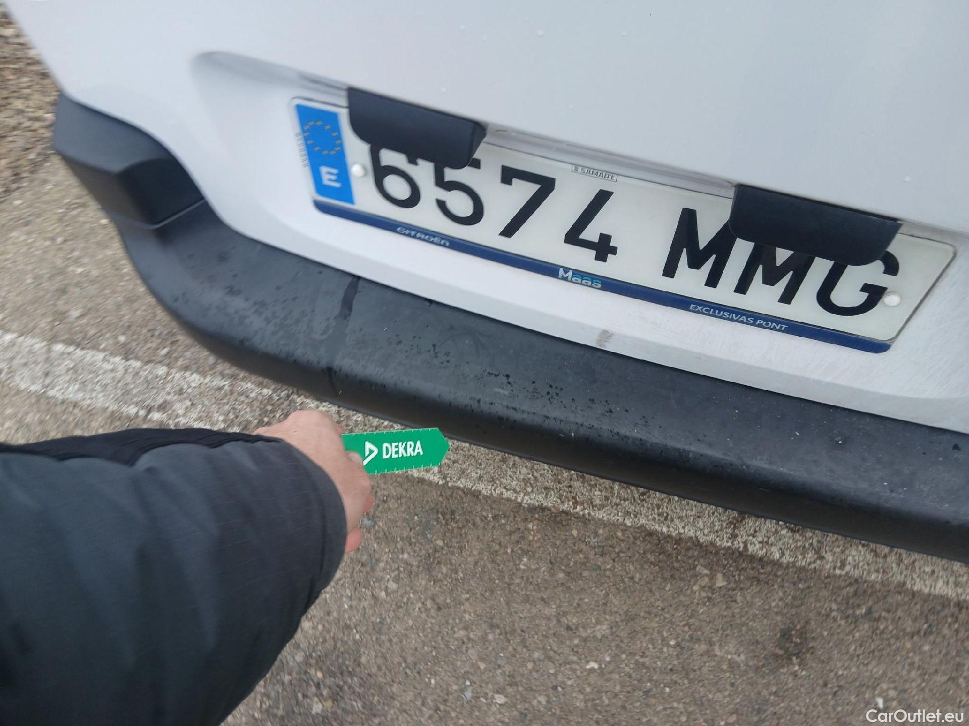  Citroen  Berlingo CITROEN  / 2018 / 4P / furgón derivado de turismo Talla M BlueHDi 100 #24