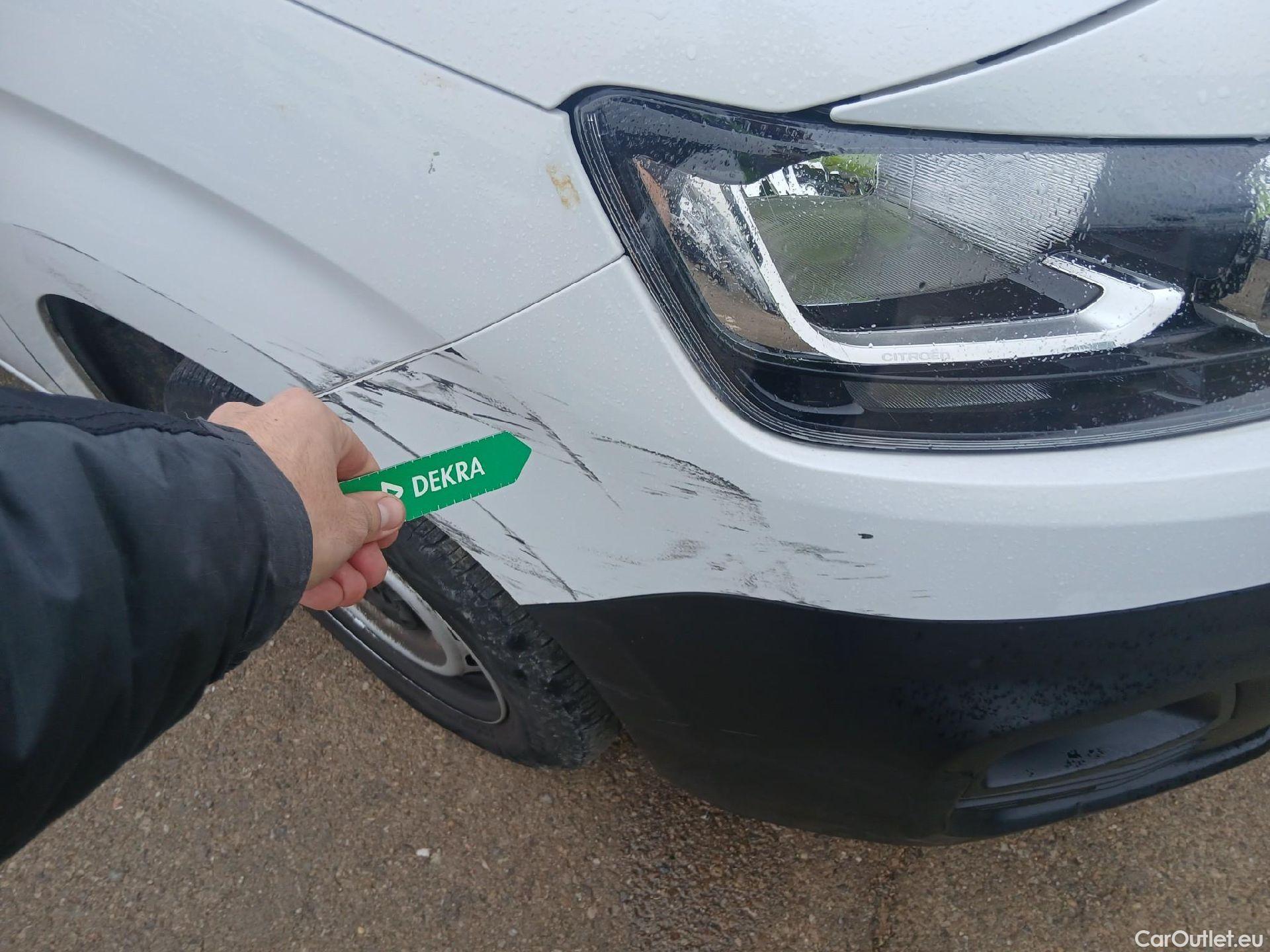  Citroen  Berlingo CITROEN  / 2018 / 4P / furgón derivado de turismo Talla M BlueHDi 100 #2