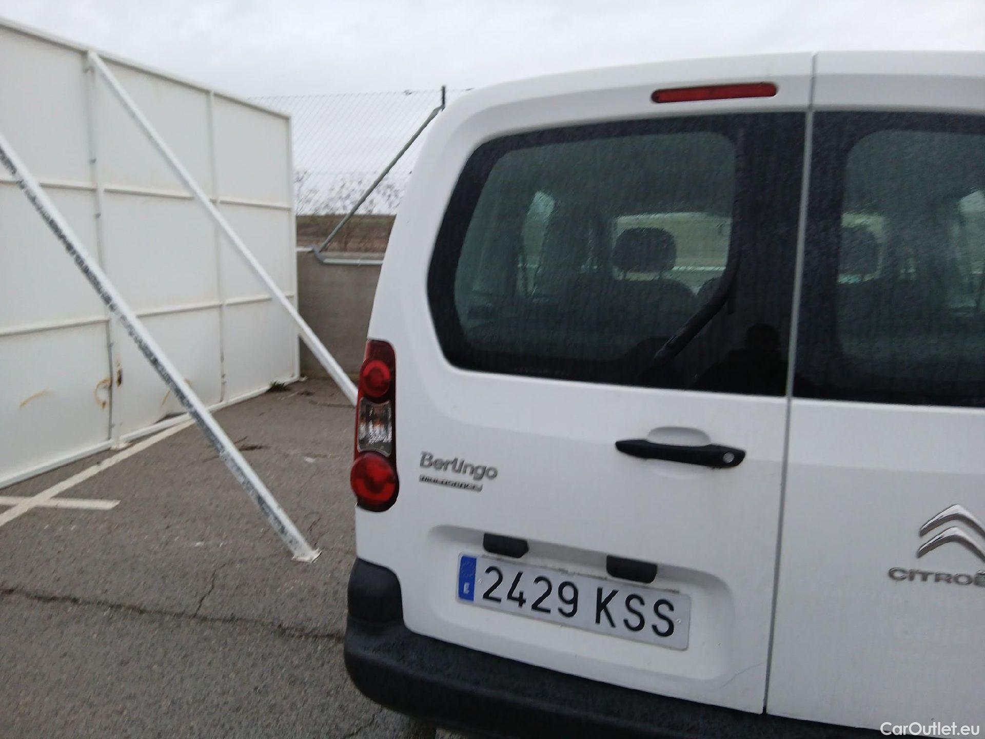  Citroen  Berlingo CITROEN  / 2015 / 4P / combi Multispace LIVE Edit.BlueHDi 74KW (100CV (AC) #20