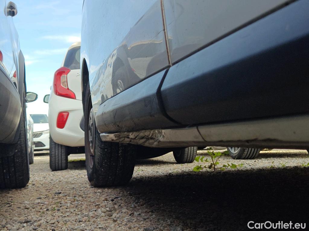  Citroen  Jumpy CITROEN  / 2016 / 4P / FURGON Talla M BlueHDi 73KW (100CV) Confort #11