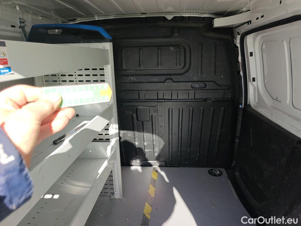  Opel  Combo OPEL  / 2018 / 3P / furgón derivado de turismo 1.6 TD S/S 74kW (100CV) Express L H1 650 #22