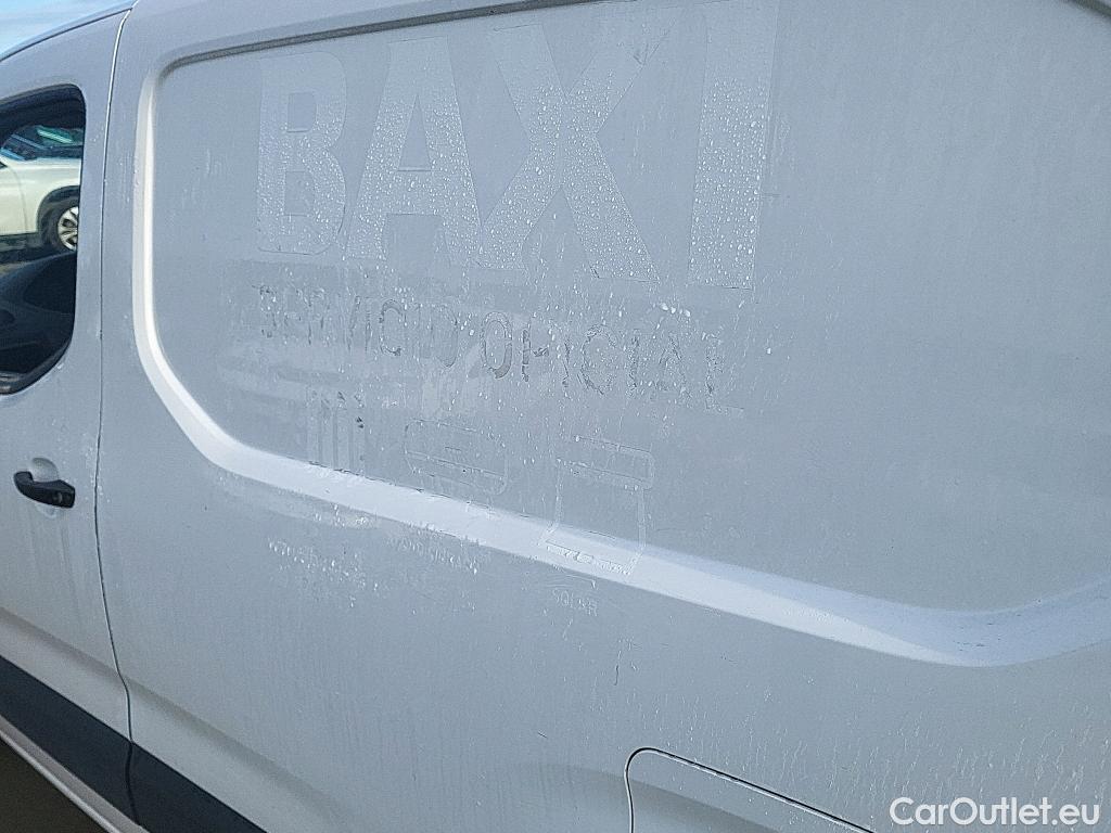  Peugeot  Partner PEUGEOT  / 2018 / 3P / furgón derivado de turismo Pro Standard 600kg BlueHDi 73kW (AC) #5