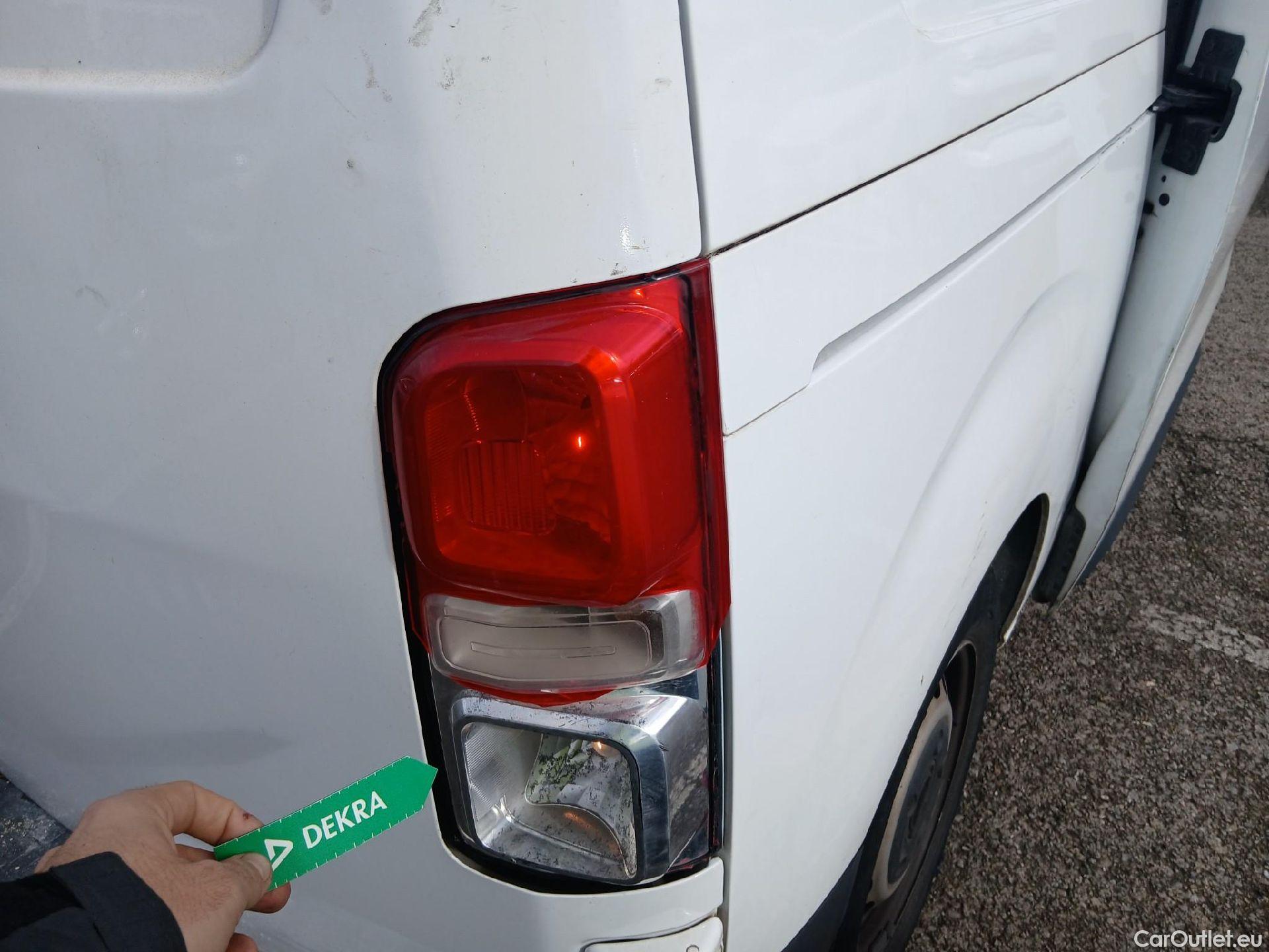  Opel  Vivaro OPEL  / 2019 / 4P / furgón 1.5 Diésel 88kW (120CV) M Std Select #38