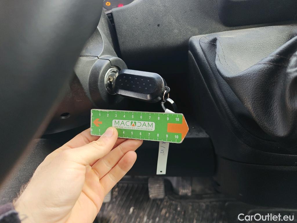  Peugeot  Boxer PEUGEOT  / 2014 / 4P / furgón 335 L2H2 BlueHDi 96KW (130CV) #8