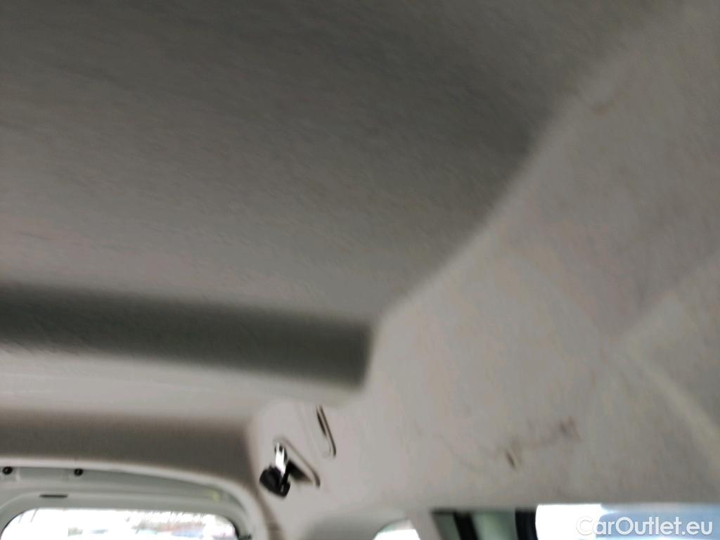  Peugeot  Partner PEUGEOT  / 2015 / 4P / combi TEPEE Access 1.6 BlueHDi 55KW (75CV) #25