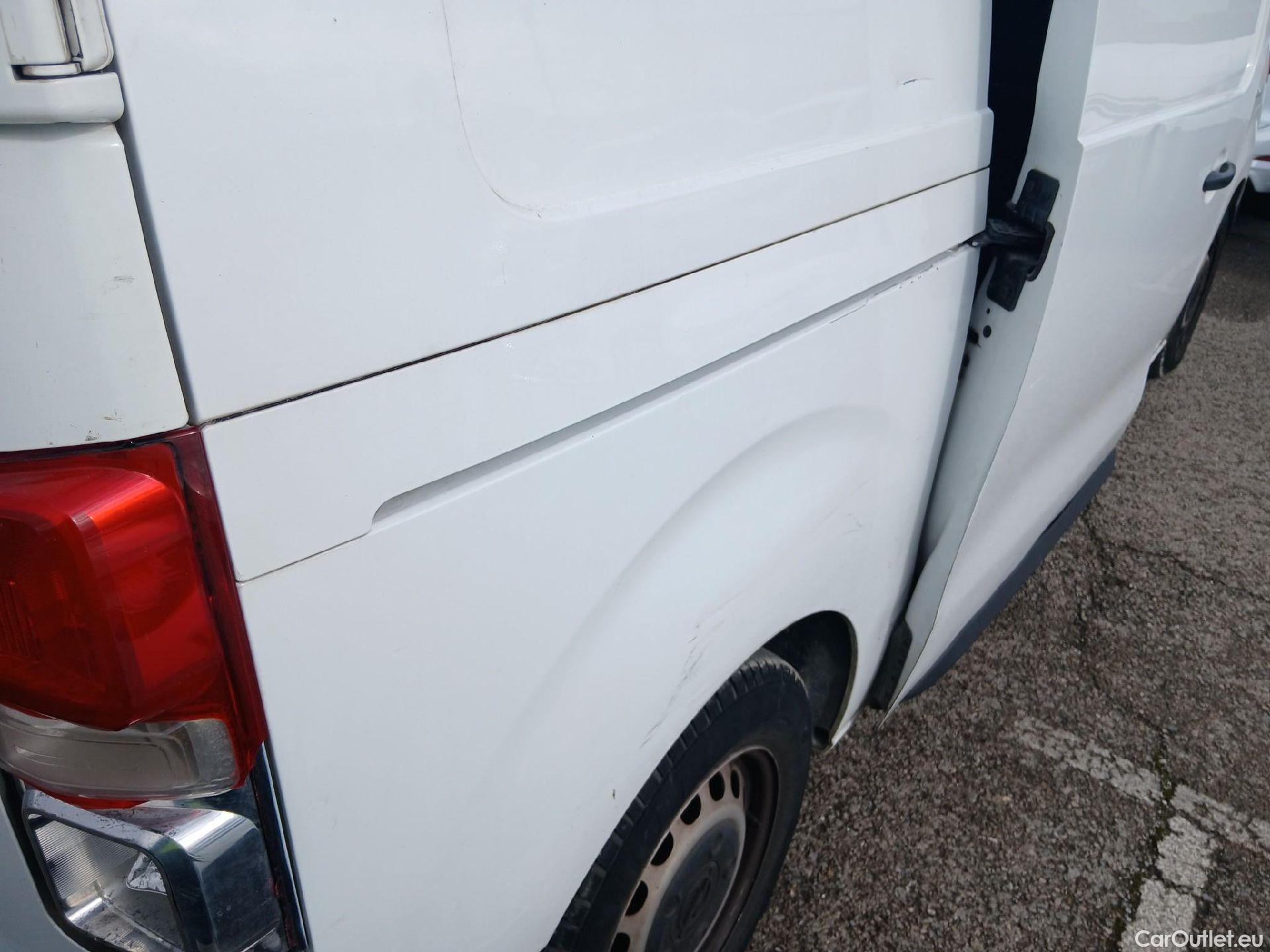  Opel  Vivaro OPEL  / 2019 / 4P / furgón 1.5 Diésel 88kW (120CV) M Std Select #41